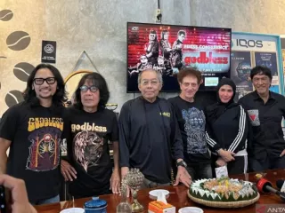 Bintang Tamu Konser God Bless, Ikang Fawzi Merasa Beruntung - GenPI.co