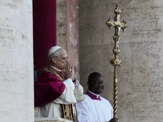 Paus Leo XIV Jadi Sorotan, Ini Fakta Menarik Pemimpin Baru Gereja Katolik - GenPI.co JATIM