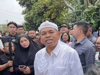 Dedi Mulyadi Jamin Biaya Pendidikan Anak Korban Tewas Ledakan Amunisi di Garut - GenPI.co JATENG