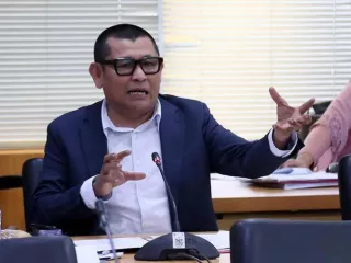 Anggota DPR RI Bicara Pembukaan Kasino, Langsung Ditolak Tegas DPRD DKI - GenPI.co JATIM
