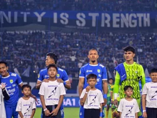 4 Pemain Kunci Persib Bandung Absen, Hodak Siapkan Alternatif - GenPI.co KALTIM