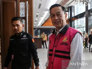 Tom Lembong Ketahuan Simpan iPad dan MacBook di Sel, Kok Bisa? - GenPI.co