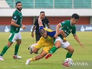 Lini Tengah Makin Solid, Persijap Jepara Rekrut Wahyudi Hamisi - GenPI.co