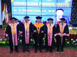 Gubernur Herman Deru Raih Gelar Doktor, Bawa Terobosan Model Pembangunan Inklusif - GenPI.co KALBAR
