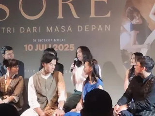 Barasuara Punya Semesta Sendiri saat Garap Lagu di Film Sore: Istri dari Masa Depan - GenPI.co JOGJA