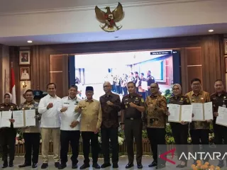 275 Kades Tersandung Kasus Dana Desa, Kejagung: Jangan Dipakai Judi Online! - GenPI.co KALBAR