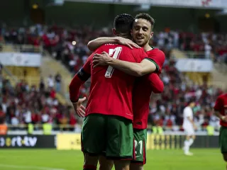 Cristiano Ronaldo Absen di Pemakaman Diogo Jota karena Tak Ingin Jadi Sorotan - GenPI.co