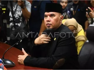 Ahmad Dhani Sebut Al Ghazali Sangat Kesal Adiknya Dihujat Netizen - GenPI.co KEPRI