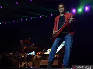 Sandhy Sondoro Sebut Dwiki Dharmawan Layak jadi Menteri Kebudayaan - GenPI.co BANTEN