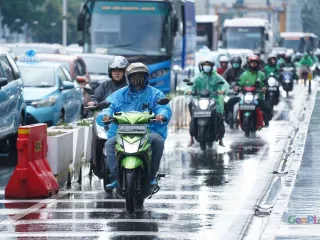 Hujan Bakal Terus Mengguyur Kota-kota Besar di Indonesia, Kata BMKG - GenPI.co
