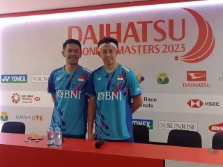 Indonesia Masters 2023: Momen Rian Ardianto Curi Pandang ke Ribka Sugiarto - GenPI.co