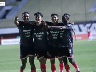 PSS Sleman vs Persita Tangerang 1-2: Osas Saha Memang Ganas - GenPI.co