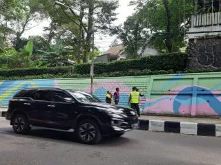 Vandalisme Terjadi Lagi di Kota Bandung, Kali ini Giliran Dinding Babakan Siliwangi - GenPI.co