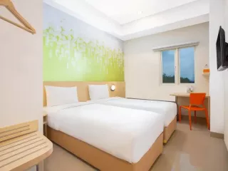 5 Rekomendasi Hotel di Solo, Tarif Murah Dekat Mangkunegaran - GenPI.co JABAR