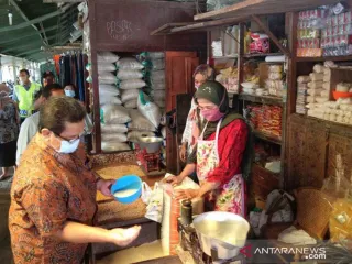 Harga Beras di Kulon Progo Naik, Stok Masih Aman hingga Desember 2023 - GenPI.co BANTEN