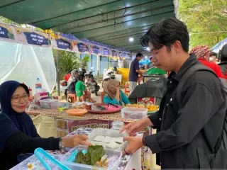 Diburu Saat Ramadan, Berikut Kue Khas Pontianak yang Wajib Kamu Cicipi - GenPI.co KALTIM