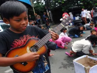 Anak Jalanan di Makassar Tidak Minta Uang, Tetapi Butuh Ini, Wow - GenPI.co