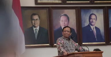 Analisis Rocky Gerung Terkait Istana: Ketahuan Siapa Menteri...