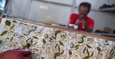 Pengrajin Batik Candi Borobudur Sepi Pembeli