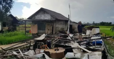 Angin Kencang, Puluhan Rumah Rusak di Kalimantan Selatan