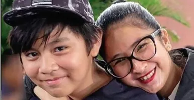 Jarang Terungkap, Anak Sulung Novita Angie Kini Berusia 17 Tahun