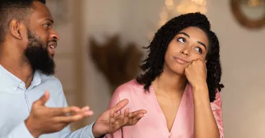5 Pertengkaran Konyol Antara Kamu dan Pasangan