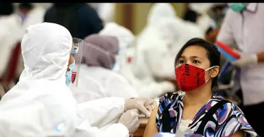 Pengakuan Anggota DPR RI: Vaksin Berbayar Akan Bikin Kacau