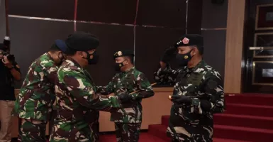 Suara Lantang Anggota DPR RI Bongkar Pangkostrad, Sebut TNI