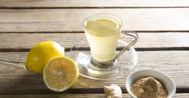 Mau Perut Singset Aduhai? Coba Minum Ramuan Air Lemon Campur Jahe