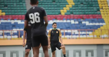 Optimis Menang, PSS: Pelatih Persija Butuh Adaptasi