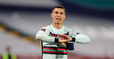 Dihancurkan Belgia, Ronaldo Buang Ban Kapten Portugal