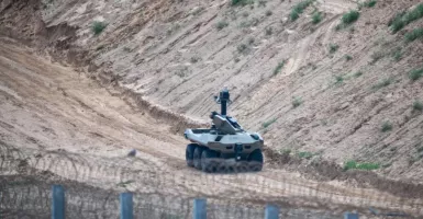 Lihat itu, Robot Berbentuk Tank Milik Israel Jaga Perbatasan Gaza