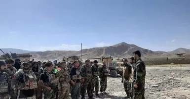 Kalah dari Taliban, 1.000 Tentara Afghanistan Kabur ke Tajikistan