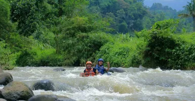Sensasi Arum Jeram di Ngaprak River Adventure Purwakarta, Wow!