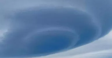 Langka! Awan Mirip UFO di Langit Aceh, Ini Penjelasan BMKG