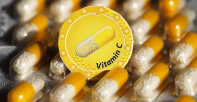Awas, Konsumsi Vitamin C Berlebihan Bisa Batu Ginjal