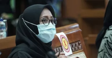 Anggota DPR Nur Nadlifah Minta Vaksin Berbayar Dibatalkan