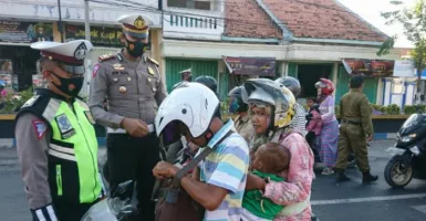 Ricuh PPKM Darurat Jawa-Bali, Pengamat: Sudahi Sajalah!