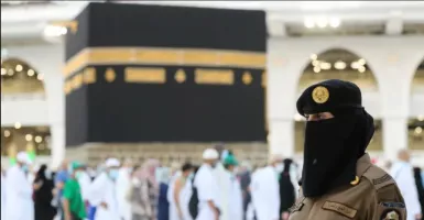 Tentara Wanita Jaga Kabah, Reformasi Arab Saudi Makin Nyata