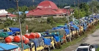 Buntut Rusuh di Yalimo Papua, Ratusan Kendaraan Tertahan