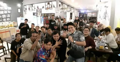 Pengin Punya Candaan Cerdas? Gabung Komunitas Stand Up Tangerang