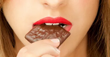 Makan Cokelat Bisa Bikin Asam Lambung Naik, Simak Penjelasannya!