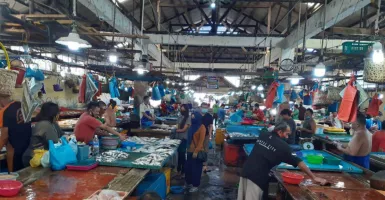 Pasar Ciawi Tasikmalaya Kebakaran, Puluhan Kios Terbakar
