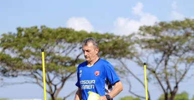 Lawan Persib, Pelatih PSM Makassar Mengaku Tidak Takut