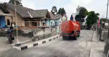 Gunung Merapi Luncurkan Awan Panas, 3 Kecamatan Hujan Abu