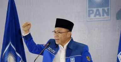 PAN Merapat ke Koalisi, Zulhas Disebut Tak Masuk Radar Jokowi