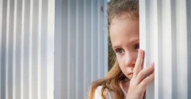 Anak Menunjukkan 4 Perilaku, Tanda Orang Tuanya Overprotektif