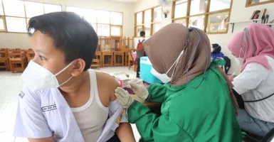 Berharap PTM, Pemkot Bandung Ajukan Vaksinasi di Seluruh Sekolah