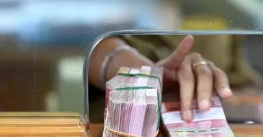 Kurs Rupiah Terhadap Dolar AS Melemah, Analis Sebut Soal PPKM