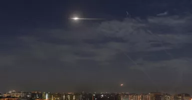 Gagal Menyerang, Rudal-rudal Israel Berguguran di Langit Damaskus